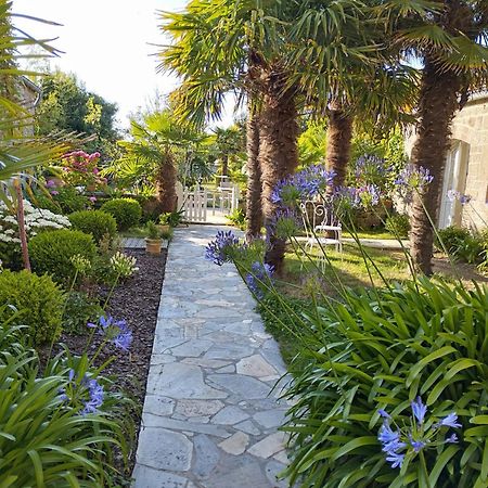Bed and Breakfast Le Prieure Barfleur Exterior foto